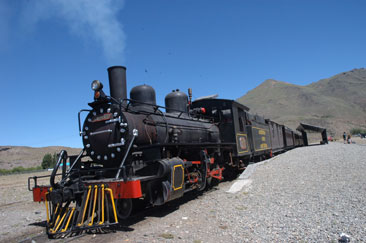 la trochita en esquel ciudad cercana a bariloche